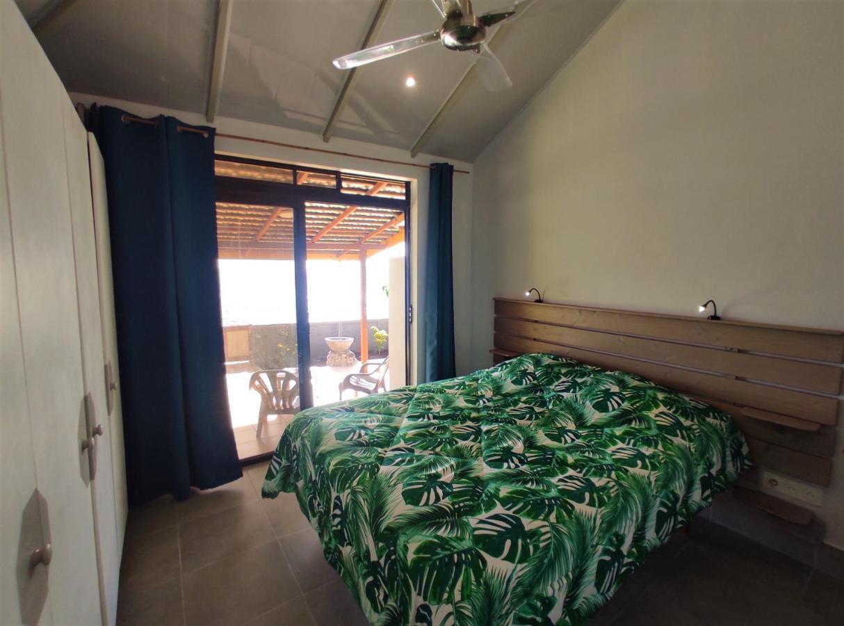 Arue  Tahiti - Taharaa Beach Bungalow מראה חיצוני תמונה